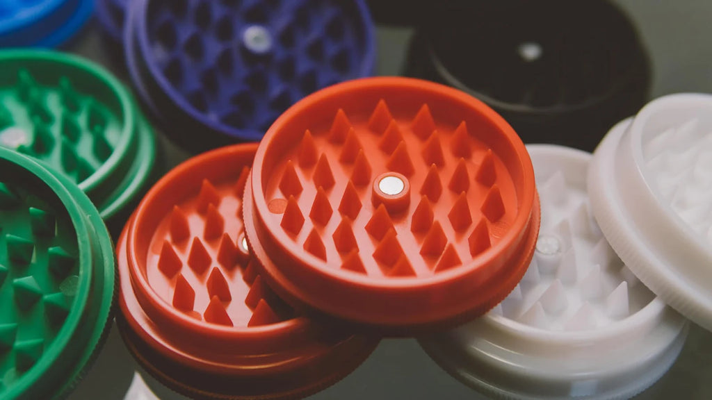 How to Clean Your Herb Grinder