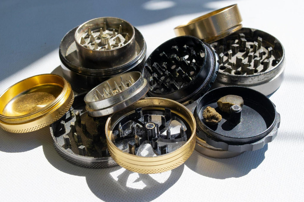 How to Store and Maintain Your Herb Grinder